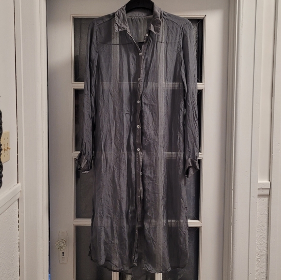 sheer blouse - Picture 1 of 6